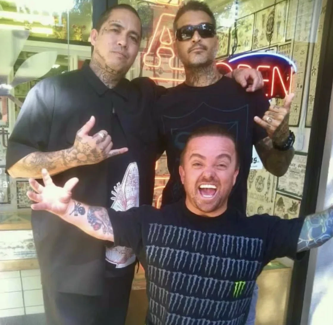 Wee Man (Jason Acuña) at Hale Nui Tattoos in Waikiki with Kevin Mokuahi and Michael Castillo, January 2013